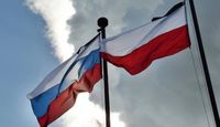 روسيا تطرد 45 دبلوماسيا بولنديا من أراضيها