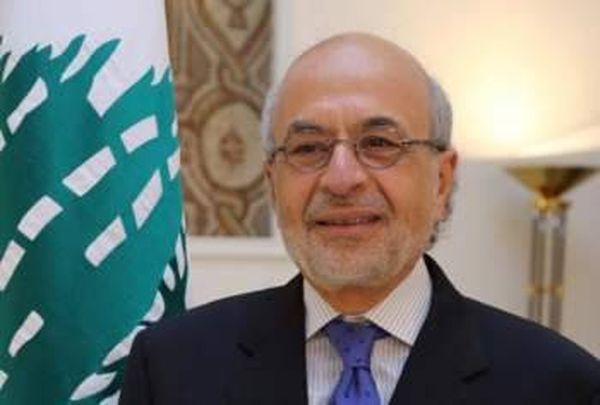 شهيب: النفايات لن تعود الى شوارع العاصمة والساحل