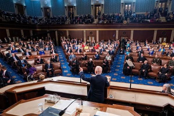 نفوذ الذكاء الاصطناعي يتسع... 140 مليون دولار للتأثير في انتخابات الكونغرس