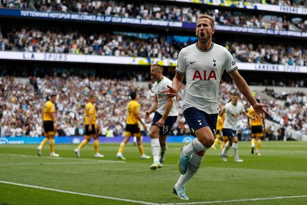 البطولات الأوروبية : فوز صعب لتوتنهام وخسارة دراماتيكية لدورتموند