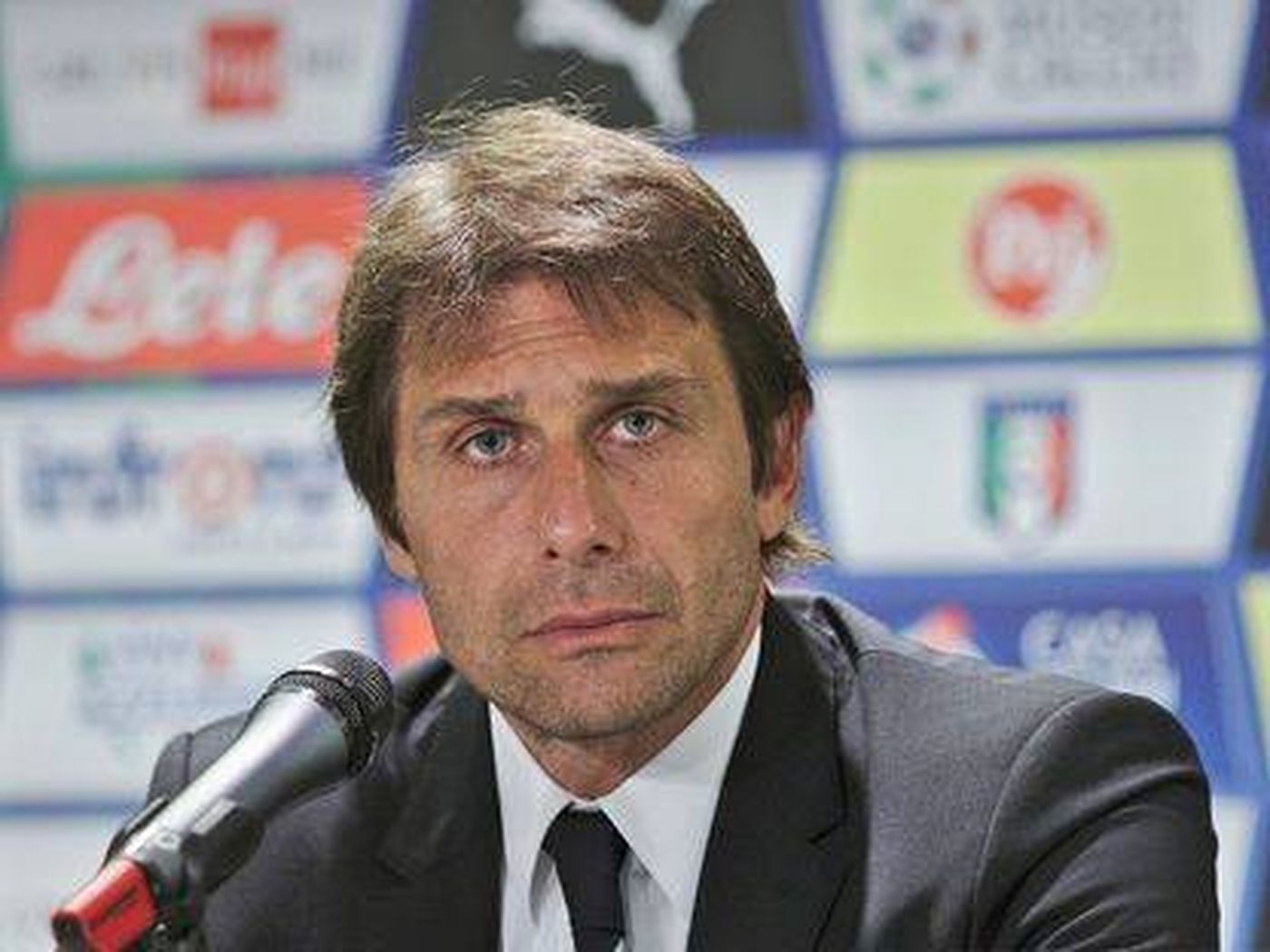 اعتراف كونتي