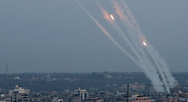 إطلاق قذيفة صاروخية من غزة باتجاه إسرائيل