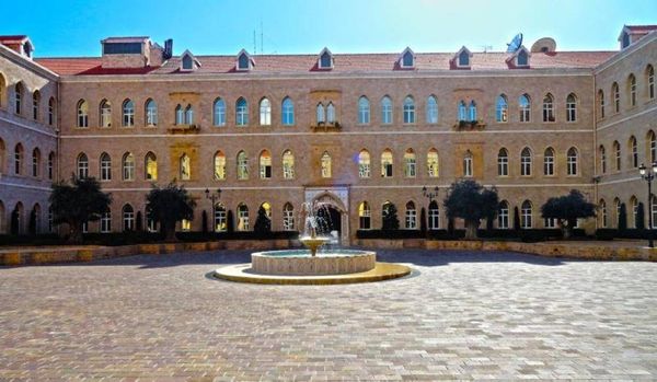 انتهاء جلسة مجلس الوزراء المنعقدة في السراي الحكومي