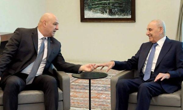 تفاهم خفي بين بري وعون؟