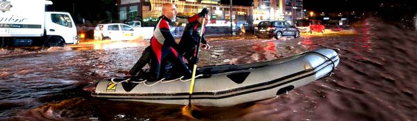 العاصفة نورما انطلقت من أطراف روسيا ومرت بتركيا الى وسط سوريا والأردن وفلسطين وحلت في لبنان
العاصفة فاجأت اللبنانيين لكن دون حوادث انما الطرقات أصبحت أنهراً