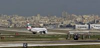 إعلامي شهير يُهاجر من لبنان وينتقل إلى الإمارات!