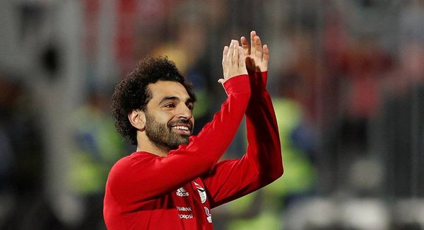 صلاح يرد على رسالة طفلة خلال مباراة مصر وتونس