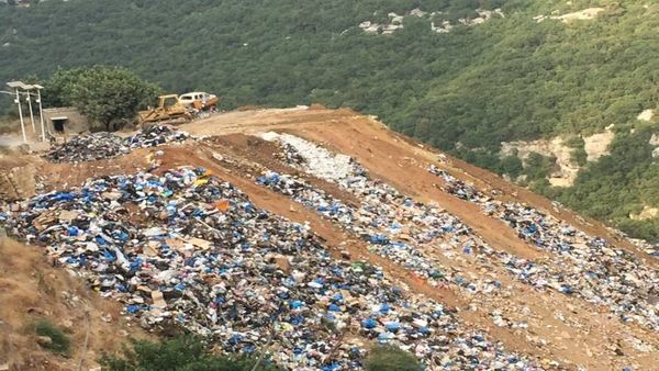فضيحة نفايات لبنان: 50 طناً يجري رميها كلّ يوم في الأحراش والوديان