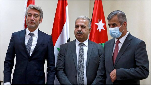وزيرا الطاقة السوري والأردني في لبنان اليوم.. وإتفاقيات نقل الكهرباء ستوقع غداً