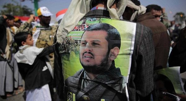 الحوثي يدعو لتعزيز الجبهات بالمقاتلين ويتهم السعودية بحرمان اليمنيين من الحج