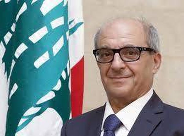 كلاس يستنكر إحراق نسحة من القرآن الكريم