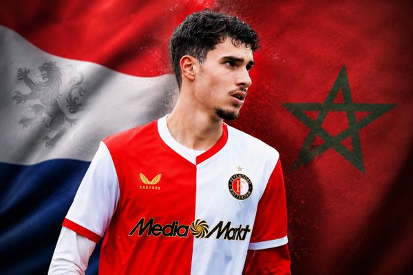 هل يمثل فان بيرسي منتخب المغرب؟