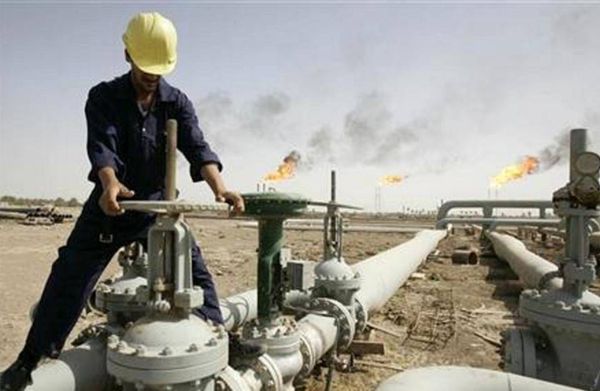 ديلي تلغراف: سعر برميل النفط سيصل إلى عشرة دولارات
