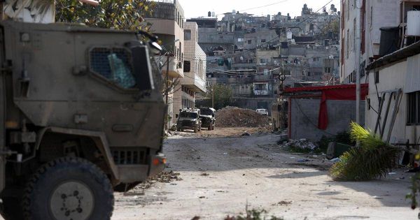 جيش الإحتلال واصل اقتحاماته في الضفة الغربية واعتقل عددا من الفلسطينيين