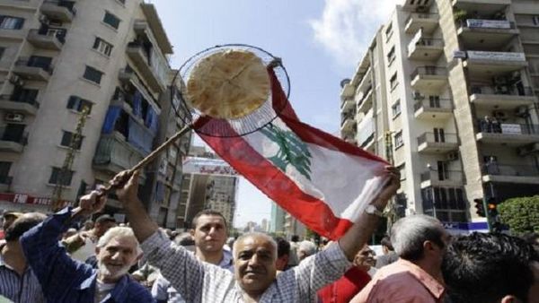 بقرار سياسي.. الضرائب تلاحق الطبقات الفقيرة!!
