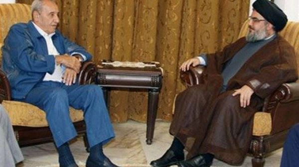 بالصورة - تفاصيل لقاء بين نصرالله وبري خلال حرب تموز تخرج للمرة الأولى!