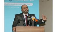 ناصر الدين يفتتح القسم الإشعاعي في "مركز لبنان الطبي" في الحدت