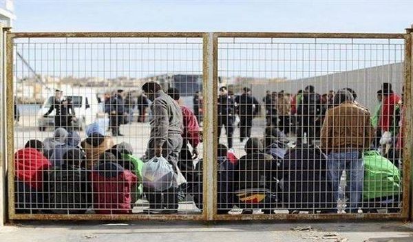 إضرام النار في ملجأ للاجئين بلامبيدوسا