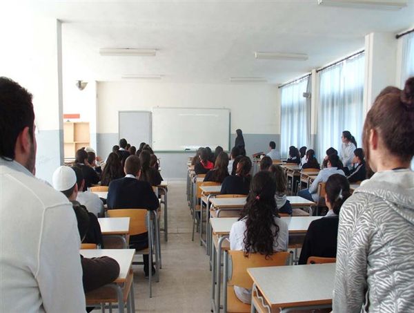 إغلاق مدرسة البداوي الرسمية لليوم الثاني بسبب وفاة ناظرها
