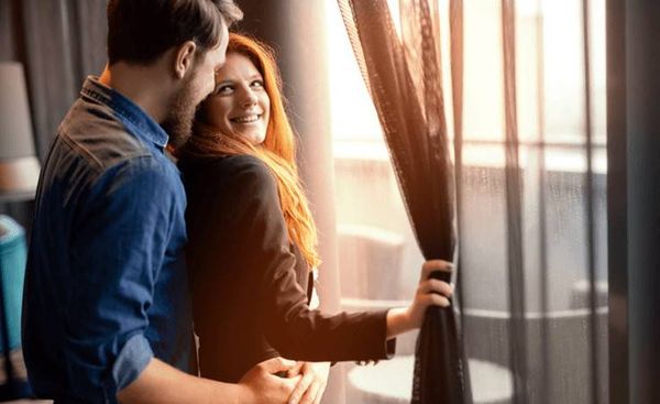 10 أسئلة لمعرفة خطيبك قبل الزواج!