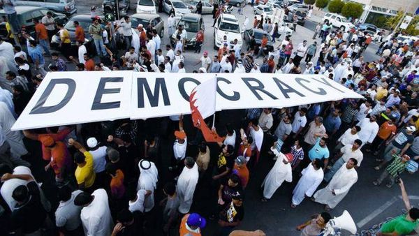 مؤشر خطير.. الديمقراطية تتراجع في كل أنحاء العالم