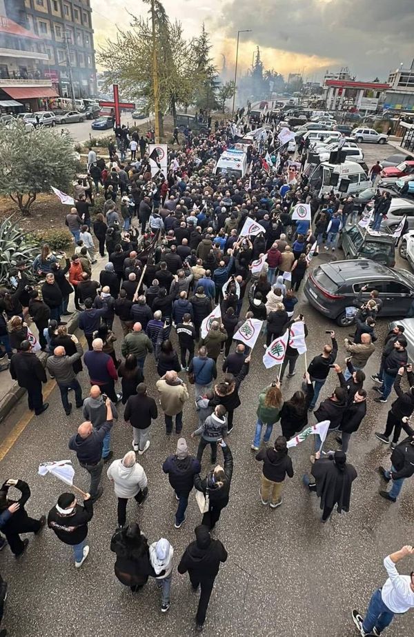 البطريرك الماروني يهدئ الشارع المسيحي: لا للفتنة
الجيش تسلم جثمان سليمان ومراسم الدفن الجمعة