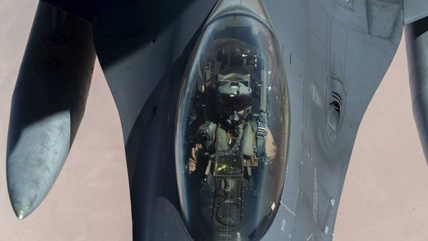 الولايات المتحدة قد توافق على إمداد تركيا بـ"إف-16"