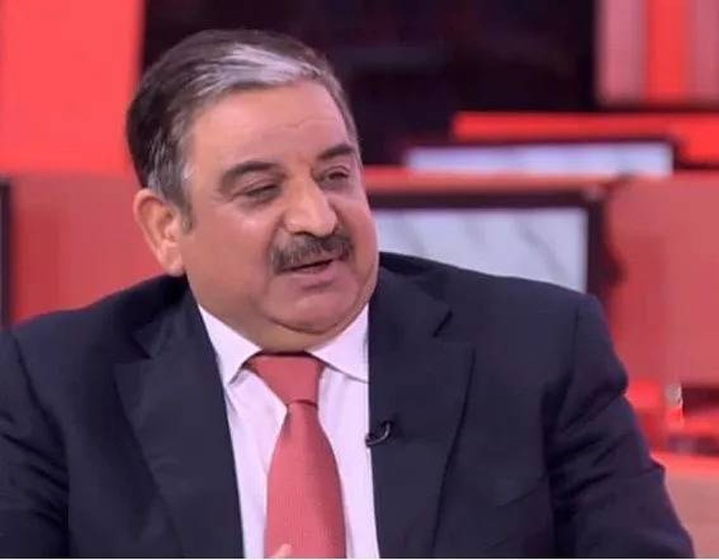 النائب الأسبق الدكتور محمد أبو هديب: الحرب في غزه والداخل الاردني