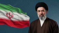 رسالة من خامنئي إلى قائد القوة الجوفضائية في الحرس الثوري...ماذا تضمنت؟