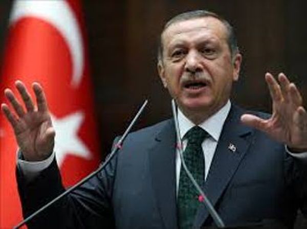 تركيا: اردوغان يواصل جولاته لمواجهة غولن...وأجهزة الاستخبارات تتجسس على أكثر من 2000 شخص!