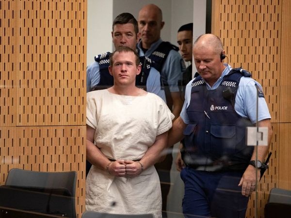 قتل 51 مصلّياً مسلماً في نيوزيلندا قبل 7 سنوات... واليوم يتراجع عن إقراره بالذنب!