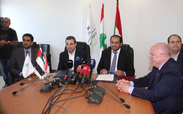 اعلن عن تذليل العقبات الإداريّة والأمنيّة
أبو فاعور وقّع وسفير الإمارات عقود
بدء العمل «بمستشفى خليفة» في شبعا