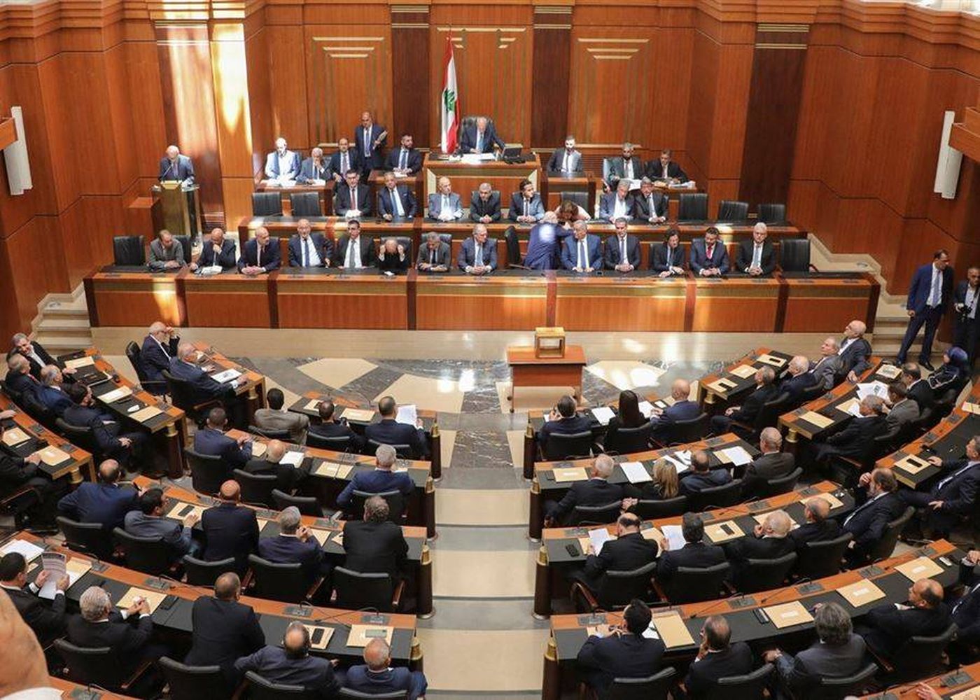 الجلسة التشريعية برعاية السفيرة شيا.. إليكم أبرز البنود التي تم إقرارها