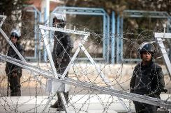 السجن عشر سنوات لشرطي ادين في قضية مقتل 37 موقوفا اسلاميا في مصر