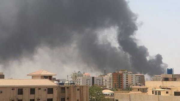 المعارك مستمرة في السودان وعدد القتلى يرتفع الى 528 شخصاً