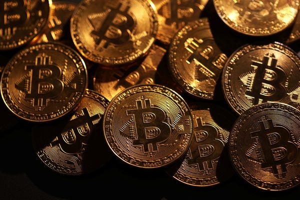 بتكوين تتجاوز 80 ألف دولار.. أعلى مستوى لها في أكثر من 3 أشهر