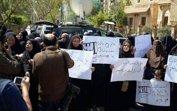 اهالي الموقوفين الاسلاميين ارتاحوا لكلام بري وينتظرون تشكيل الحكومة