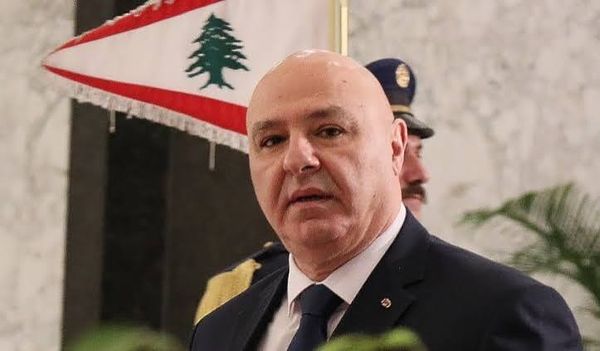 الرئيس عون قبيل مغادرته باريس: امل أن تلقى احتياجات الجيش وقوى الأمن التجاوب من الدول الشقيقة والصديقة لتعزيز قدرات المؤسستين العسكرية والأمنية وتمكينهما من الاضطلاع بمهامهما الوطنية