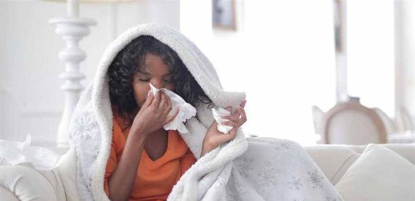 "كورونا" أم "الإنفلونزا" أم "أر أس في"؟.. كيف نُميّز بين الأعراض؟