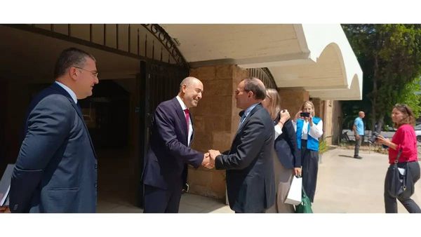 وزير خارجية النروج يصل إلى سرايا صيدا الحكومية