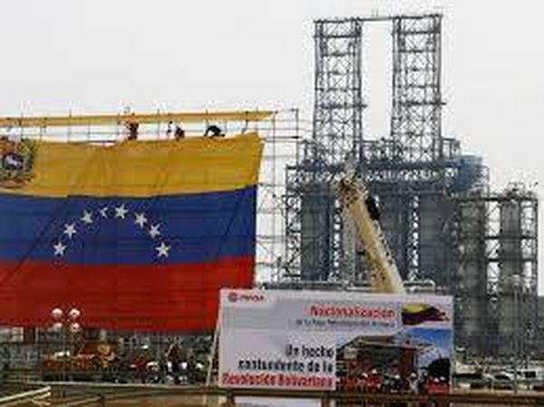 فنزويلا تنهي احتكار الدولة للنفط