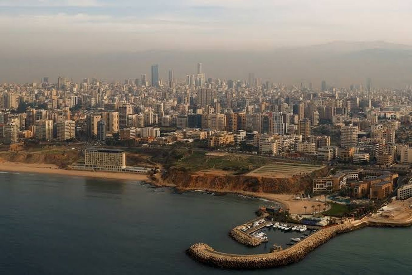 محافظة بيروت بين منصور وخوري... والشائعات تحوم مجددًا