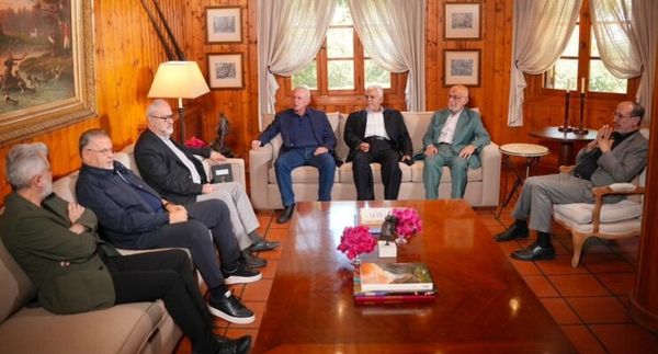 فرنجية استقبل وفداً من حزب الله 
وتأكيد أهمية الحوار الداخلي البنّاء