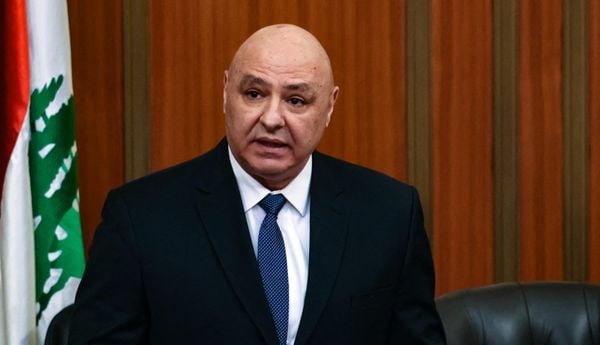 عون يبحث مع رئيس الإمارات الأوضاع في لبنان والمنطقة والتصعيد جنوبًا