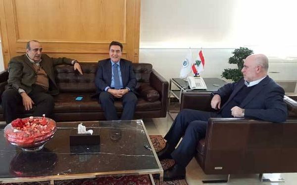 فنيانوس عرض وتويني شؤون مُكافحة الفساد
وتابع المطالب الإنمائىّة في جبيل