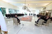 عون لأعضاء السلك القنصلي: نعتمد عليكم لنقل الصورة الحقيقيّة للبنان... ويجب إجراء الإنتخابات في وقتها
حبيس: نتعهّد بالعمل بكل إخلاص وتفانٍ لخدمة لبنان ومُؤسساته... ونؤكد استعدادانا للتعاون معكم