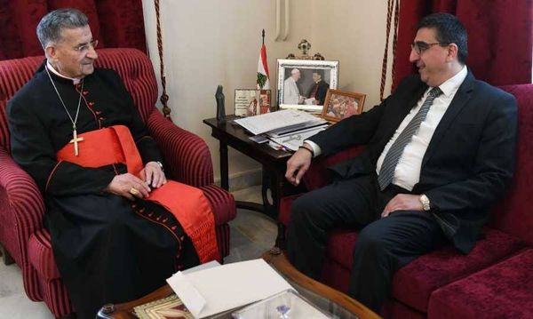 الراعي تسلّم من حجّار ملفاً حول أكلاف
النزوح على لبنان ليحمله الى أوروبا