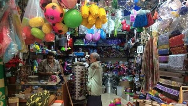 سوق عين الحلوة يفتح من جديد