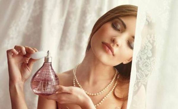 هل للعطور تأثيرٌ على الرغبة الجنسية؟