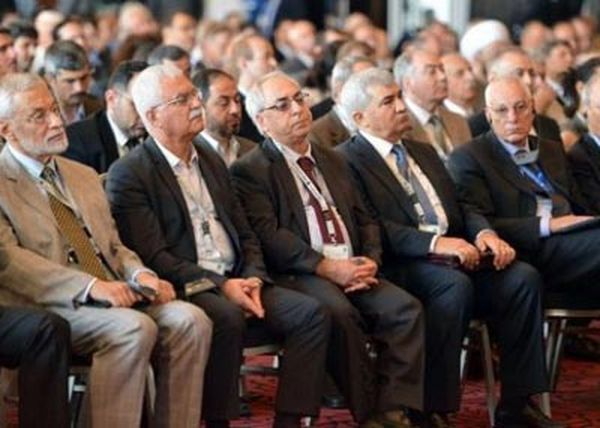ظريف في بيروت الإثنين في زيارة جوجلة للأوضاع.. وسيسأل عن حيثيات إلقاء القبض على الماجد ووفاته
إيران غُيّبت عن «جنيف2» بسبب التناقض في الإدارة الأميركيّة وضغوطات إسرائيل ورفض جهات إقليميّة